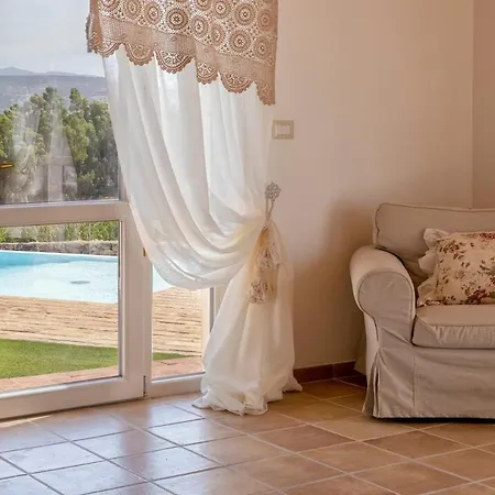 Shardana Heated Pool Nature Relaxation *