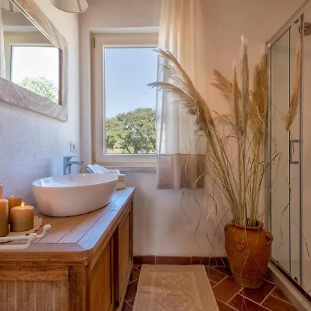 Vila Shardana Heated Pool Nature Relaxation *